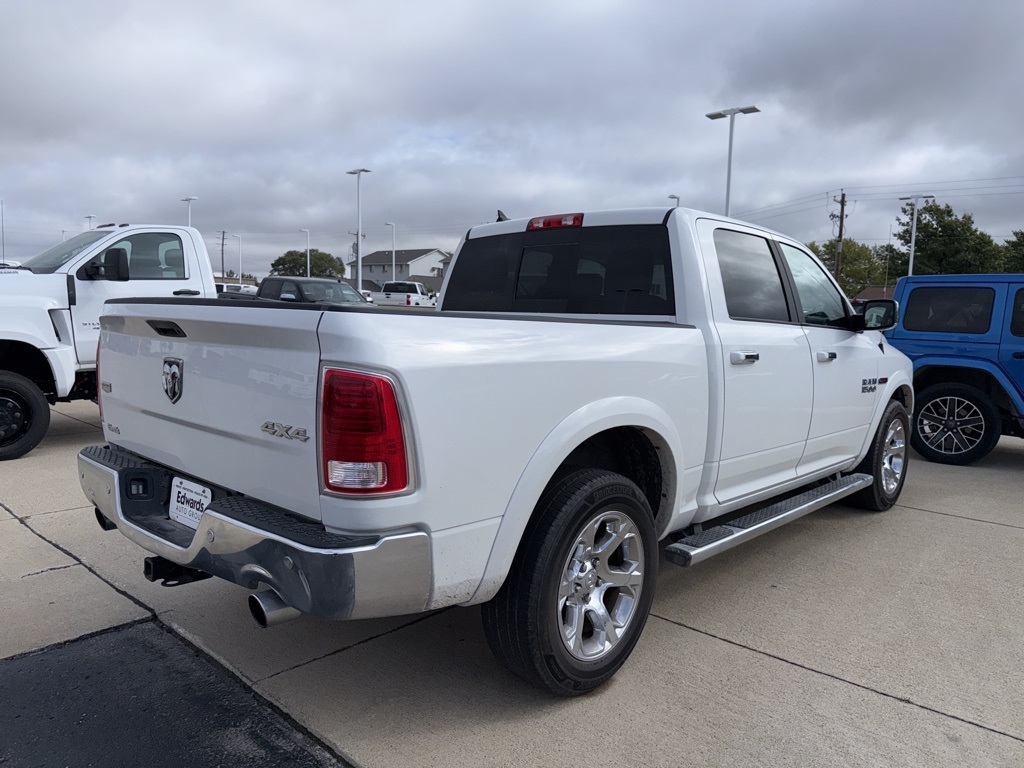 2017 Ram 1500 Laramie photo 3