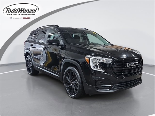 2023 GMC Terrain SLE's photo