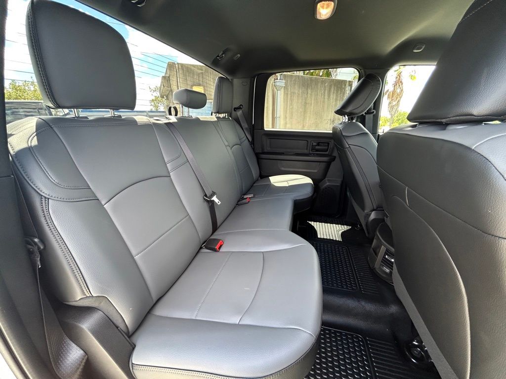 2026 Ram 3500 Tradesman photo 32