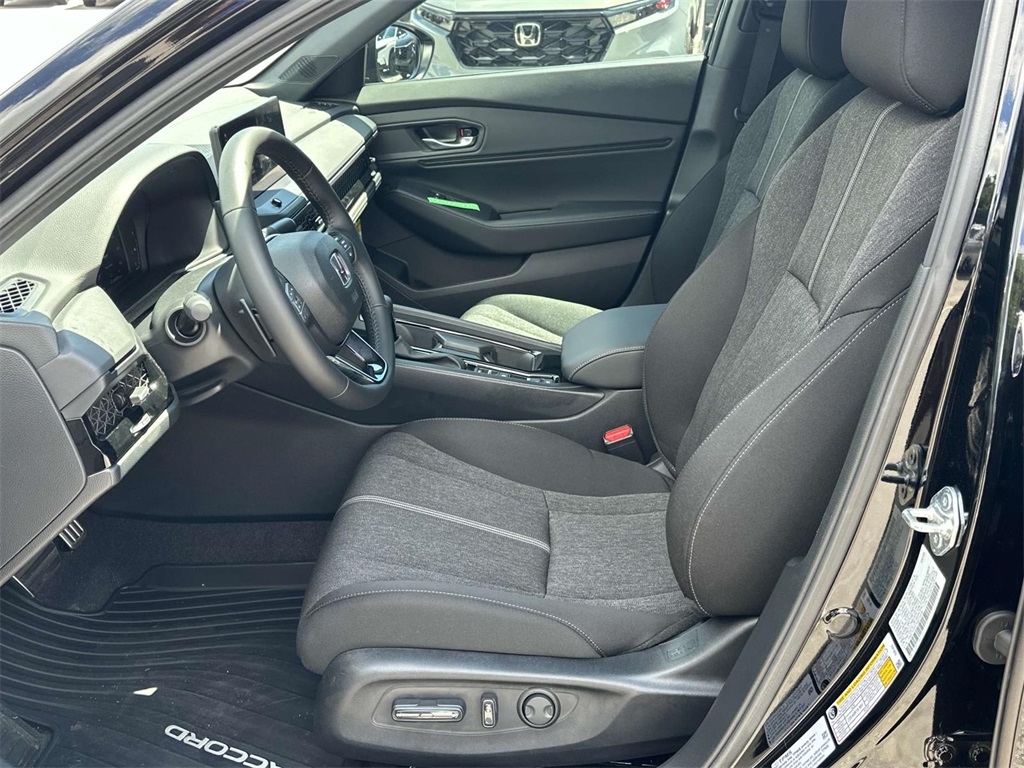 2025 Honda Accord Hybrid Sport photo 4