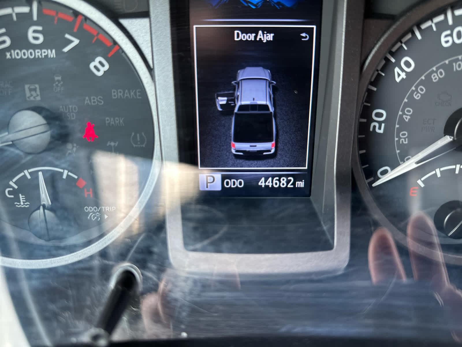 2023 Toyota Tacoma TRD photo 16