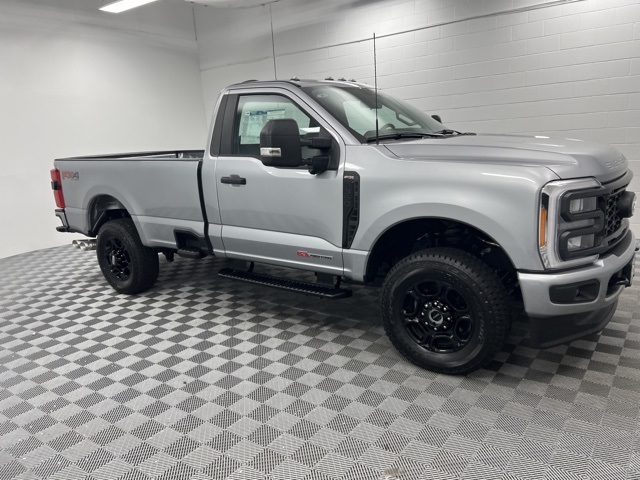 2023 Ford F-350 XL photo 5