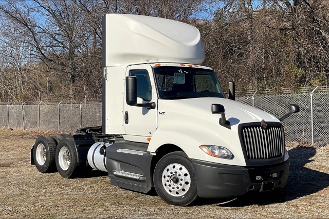 Pre-Owned 2020 International LT625 6x4 Day Cab