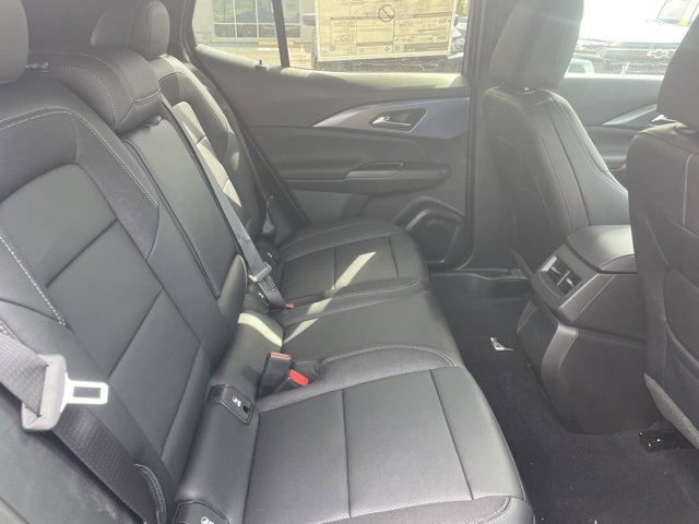 2026 Chevrolet Equinox EV 1LT photo 19