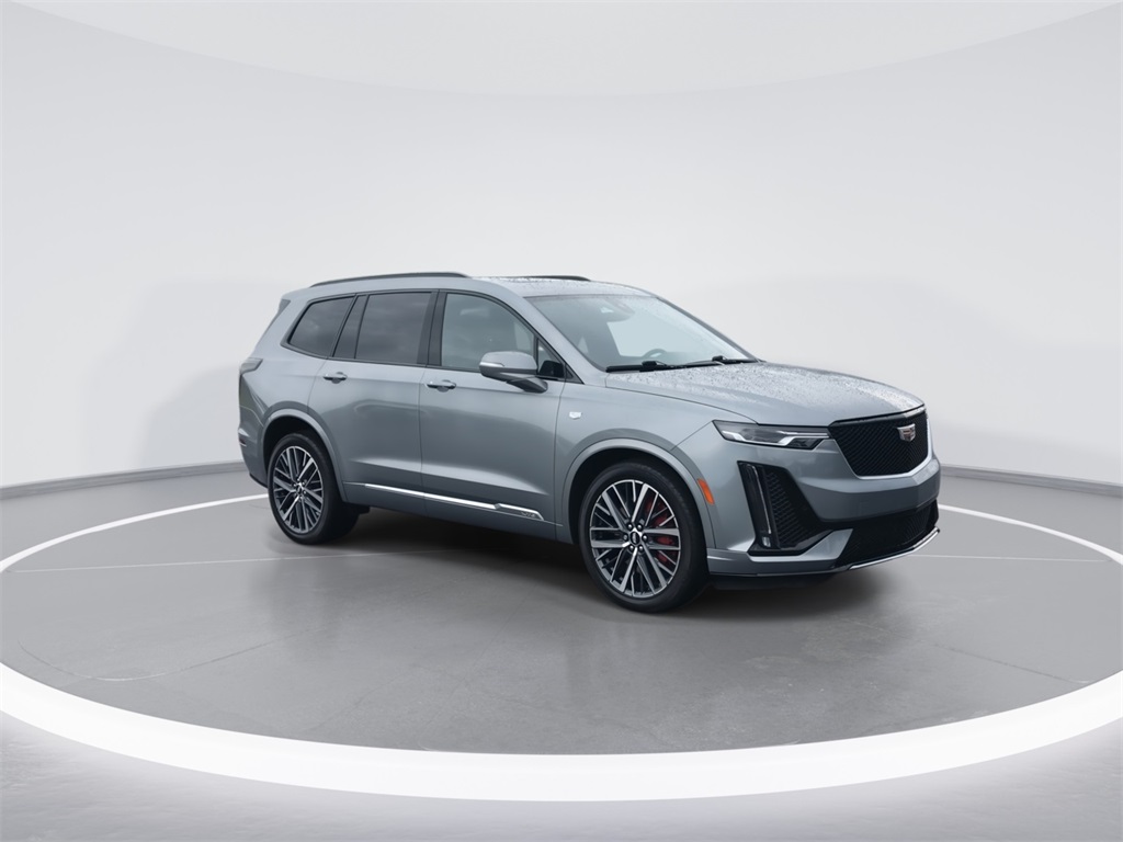 2023 Cadillac XT6 Sport photo 2