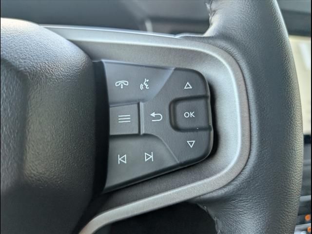 New 2025 Azure Gray Metallic Tri-Coat Ford Badlands image 9