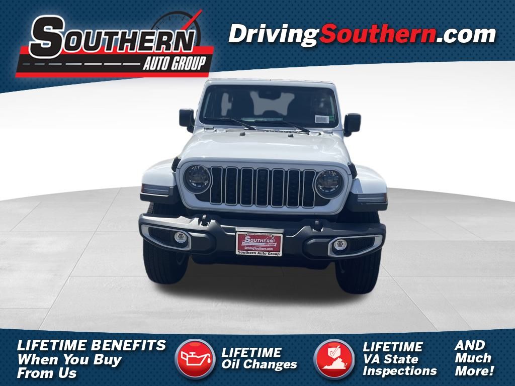 2025 Jeep Wrangler 4-Door Sahara's photo