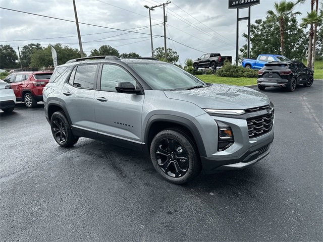 2026 Chevrolet Equinox LT photo 2