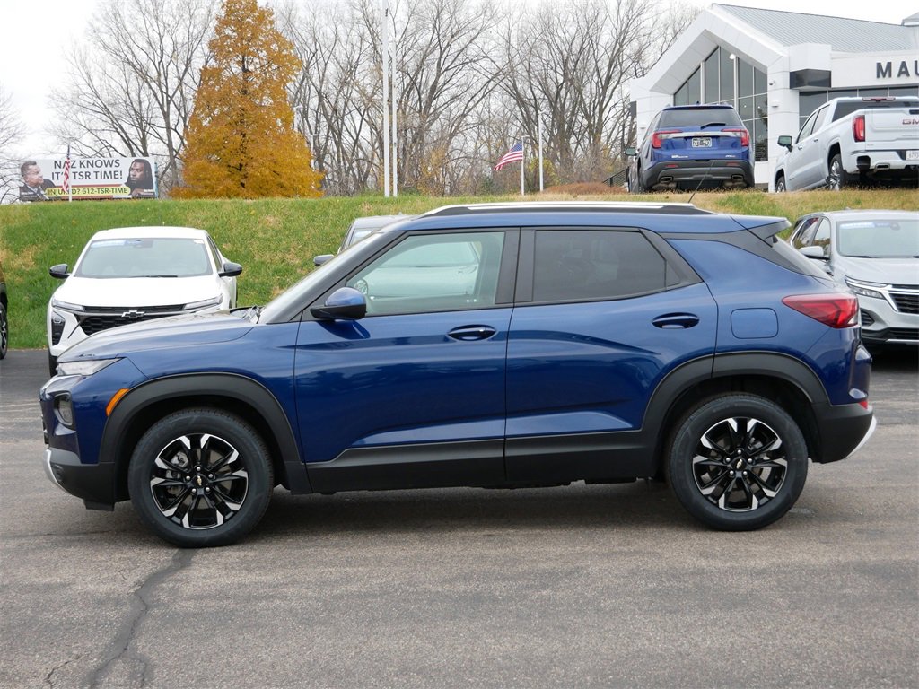 2023 Chevrolet Trailblazer LT photo 3