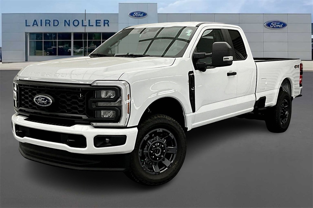 2026 Ford F-350 Super Duty XL's photo