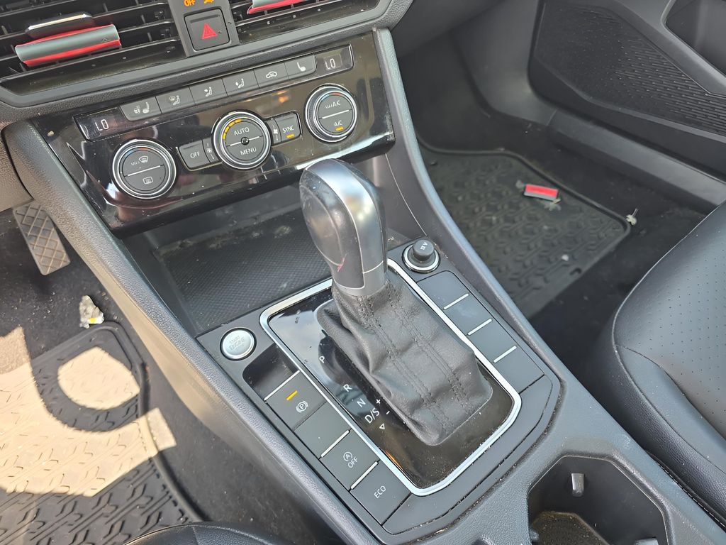 2019 Volkswagen Jetta SE photo 17