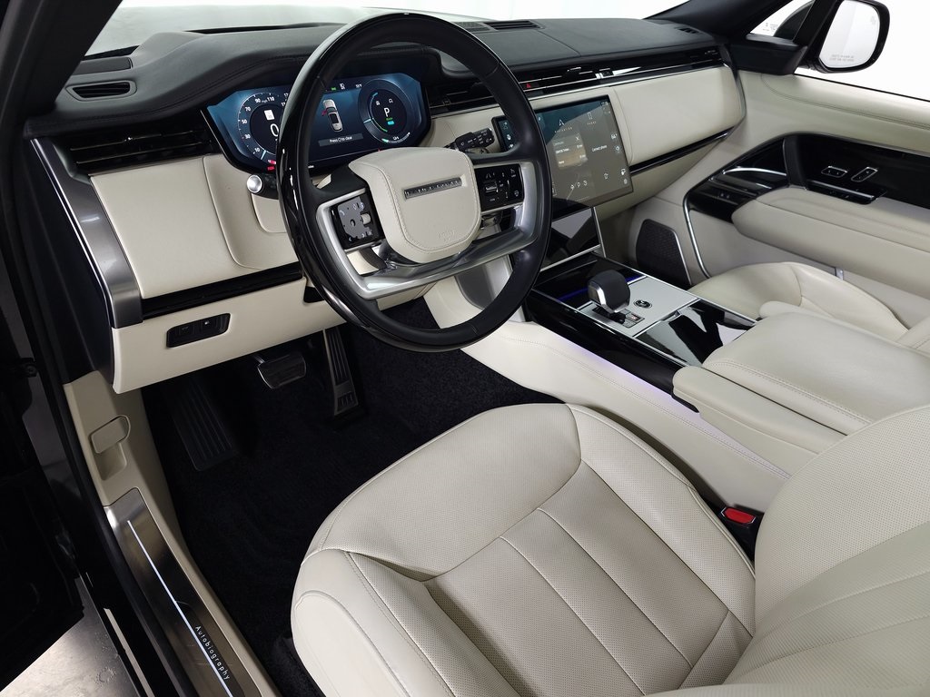 2025 LAND ROVER RANGE ROVER - Image 19
