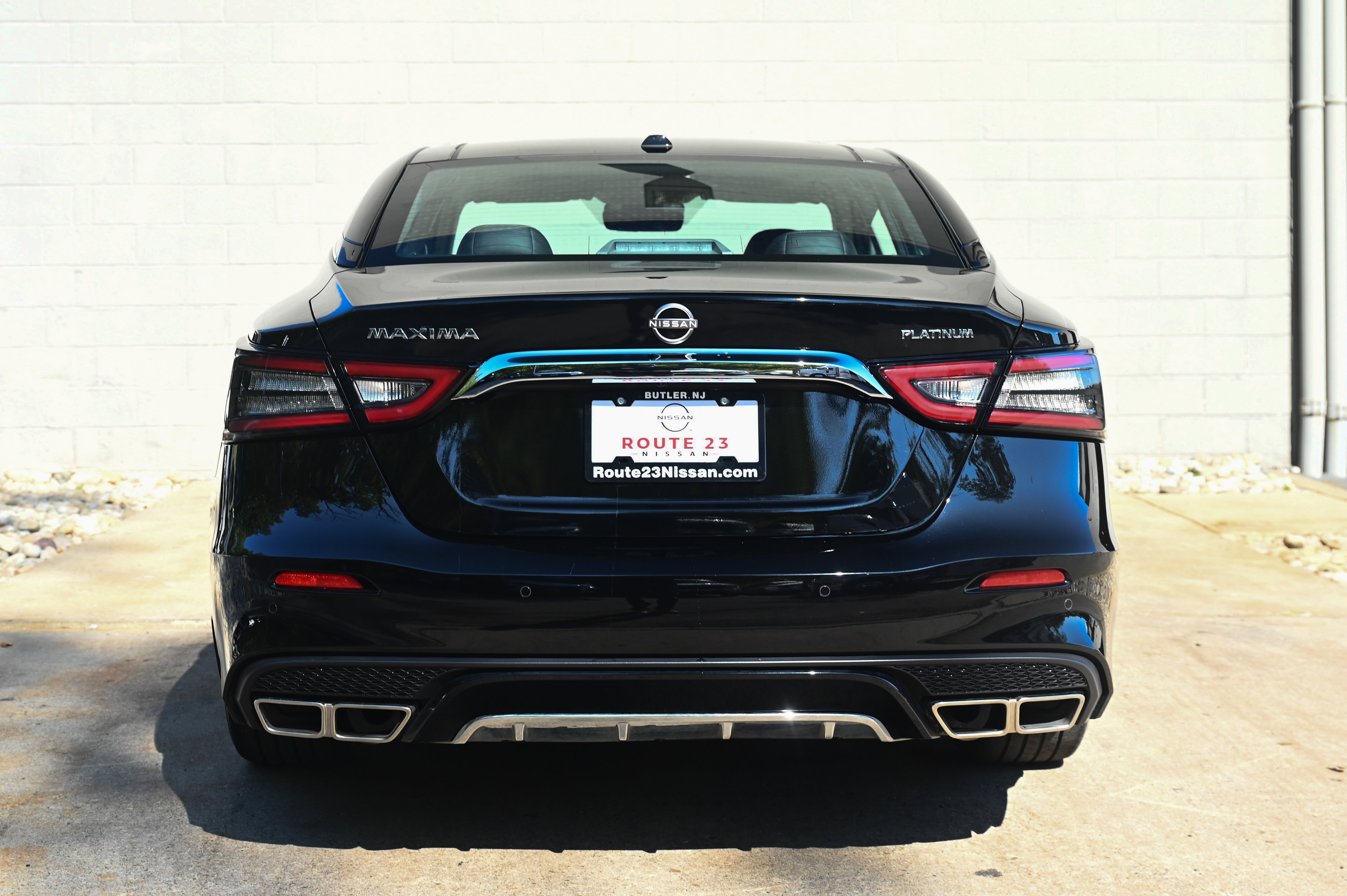 2023 Nissan Maxima Platinum photo 4