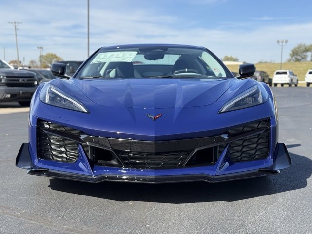 2026 Chevrolet Corvette Z06 3LZ photo 2