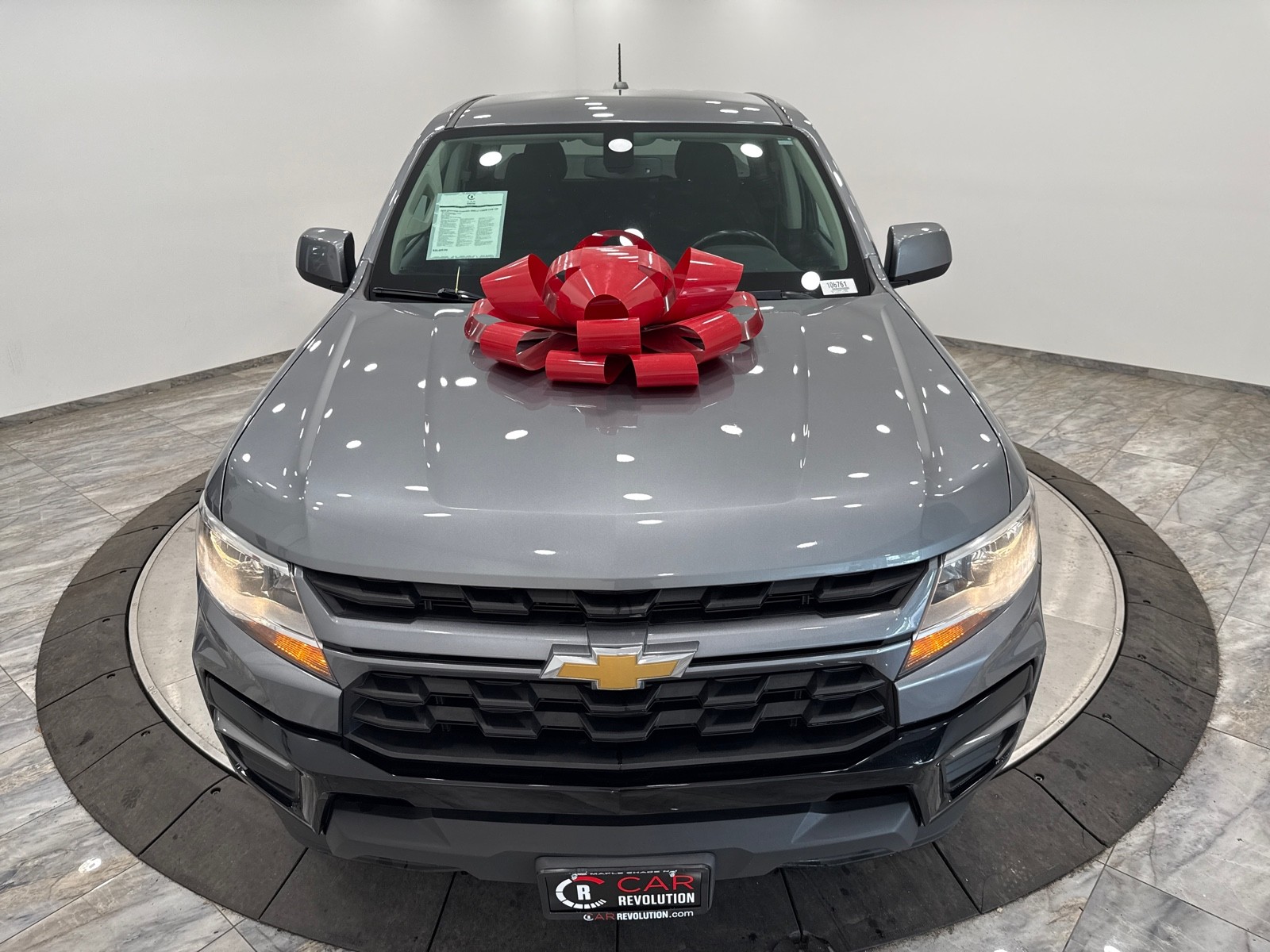 2022 Chevrolet Colorado LT photo 2