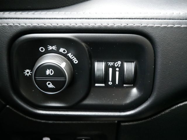 2023 Ram 1500 Limited photo 21
