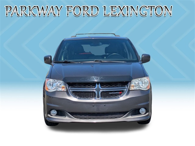 2019 Dodge Grand Caravan SXT photo 2