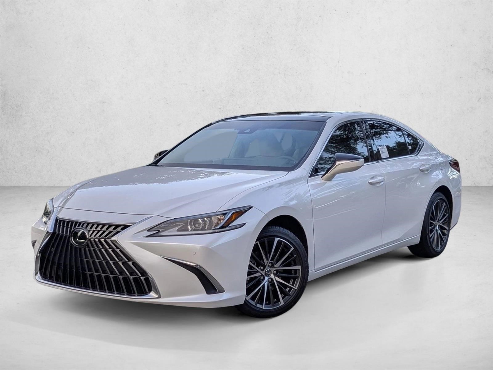 2025 Lexus ES 350's photo