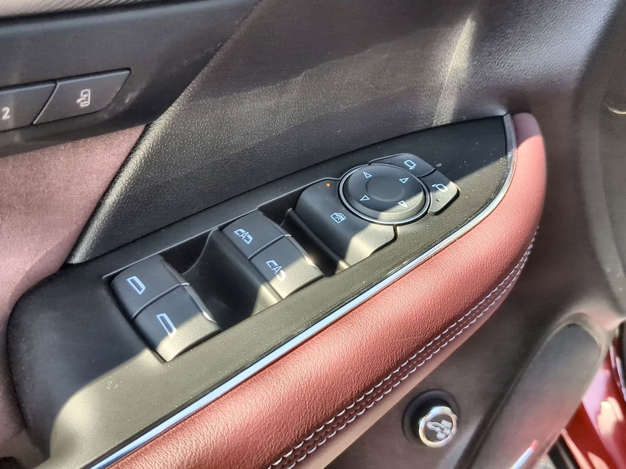2025 Buick Envision Sport Touring photo 22