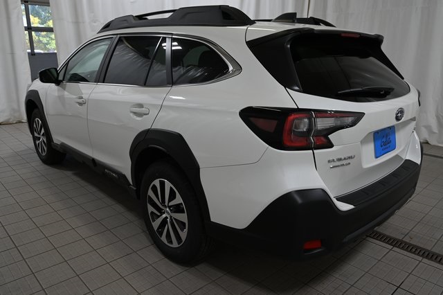 2025 Subaru Outback Premium photo 4