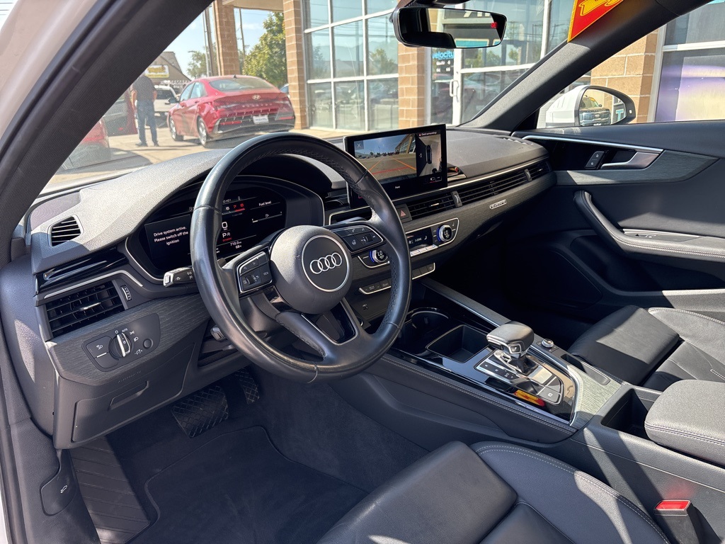2022 Audi A4 45 S line Premium Plus photo 8