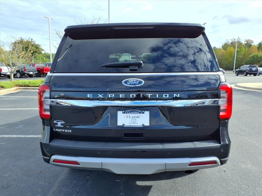 2024 Ford Expedition Limited photo 3