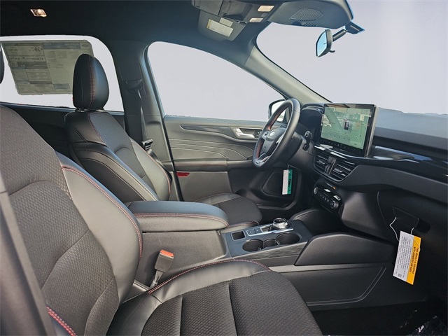 2025 Ford Escape Hybrid ST-Line Select photo 15
