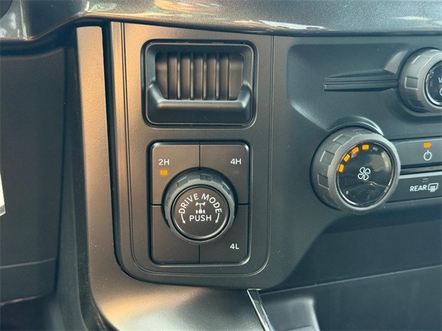 2025 Ford F-150 STX photo 11