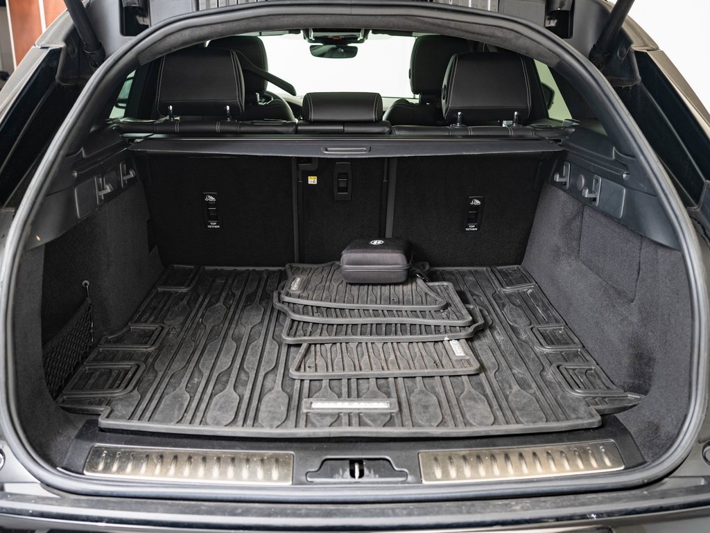 2022 Land Rover Range Rover Velar S photo 17