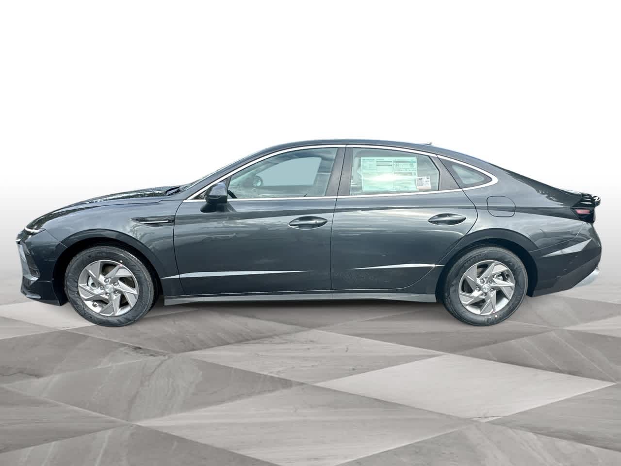 2026 Hyundai Sonata SE photo 4