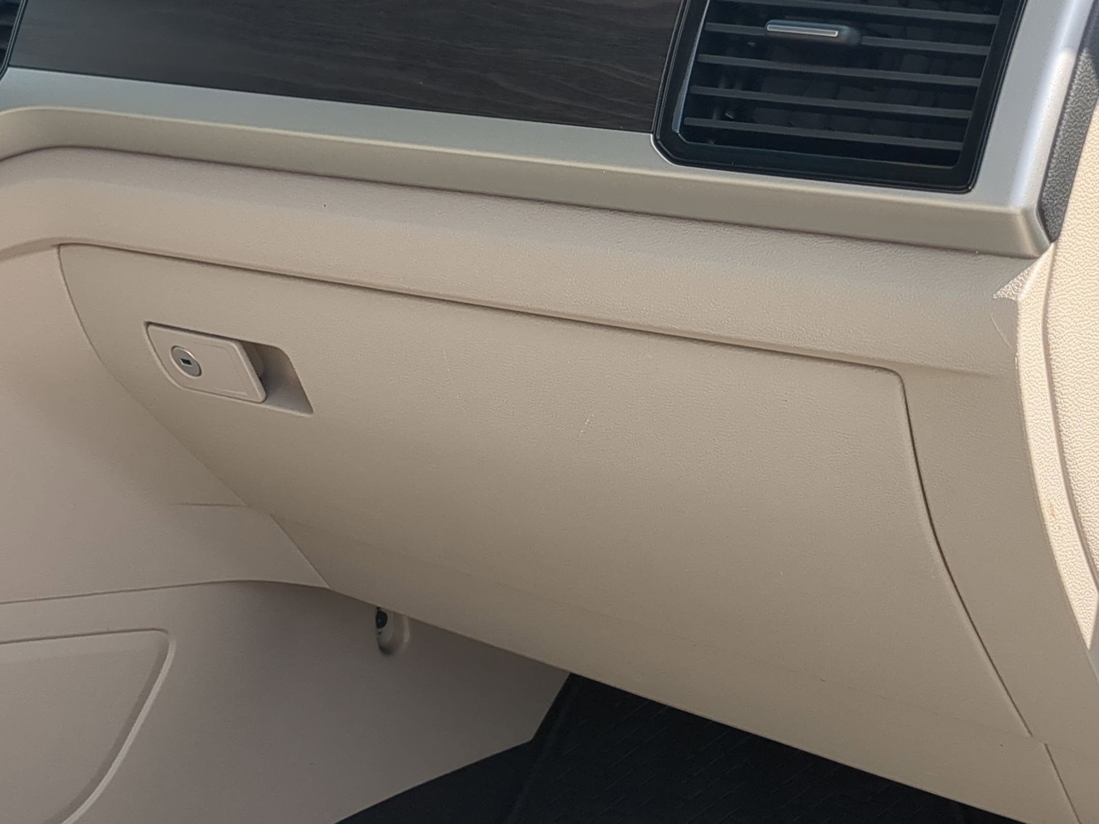 2023 Volkswagen Atlas V6 SE Technology photo 21