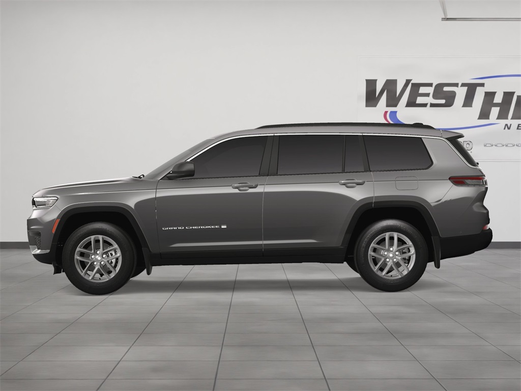 2025 Jeep Grand Cherokee Laredo X photo 3