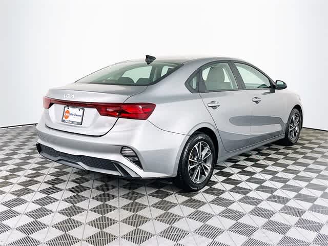 2023 Kia Forte LXS photo 7