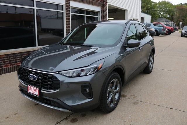 2025 Ford Escape Hybrid ST-Line Select photo 4