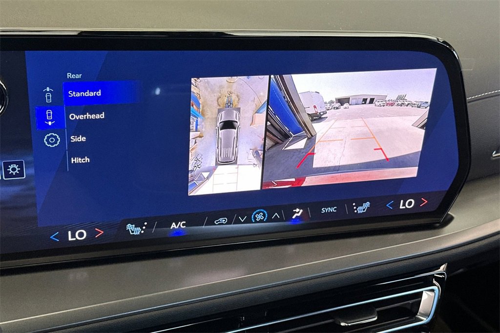 2026 Chevrolet Traverse photo 20