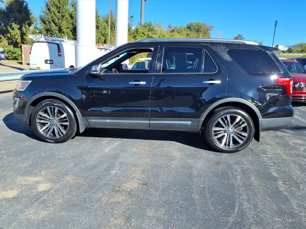 Used 2017 Ford Explorer Platinum with VIN 1FM5K8HTXHGA15214 for sale in Saint Clairsville, OH