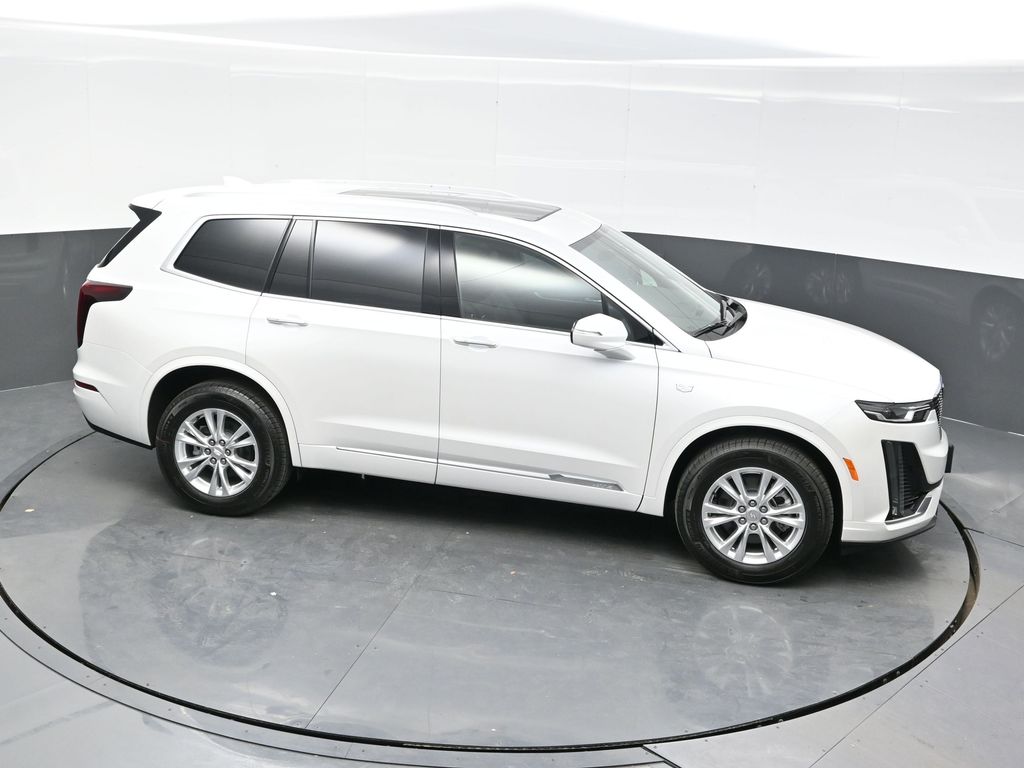 2025 Cadillac XT6 Luxury photo 31