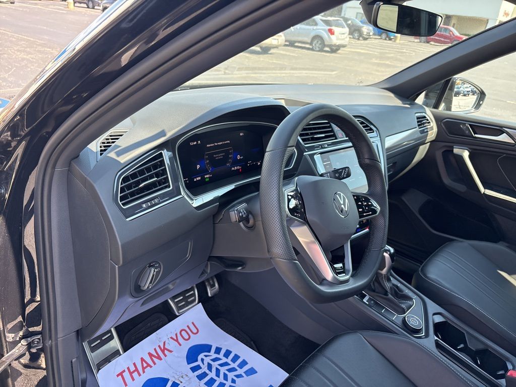2024 Volkswagen Tiguan SE R-Line Black photo 27