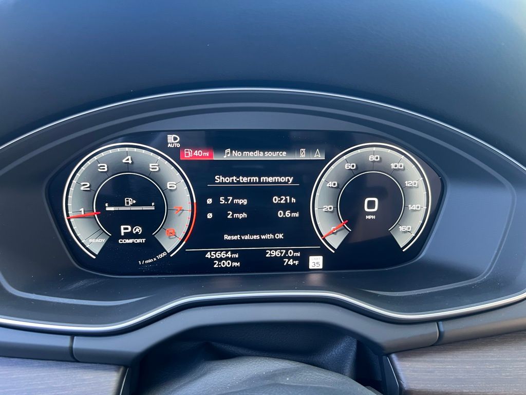2021 Audi Q5 45 Prestige photo 26