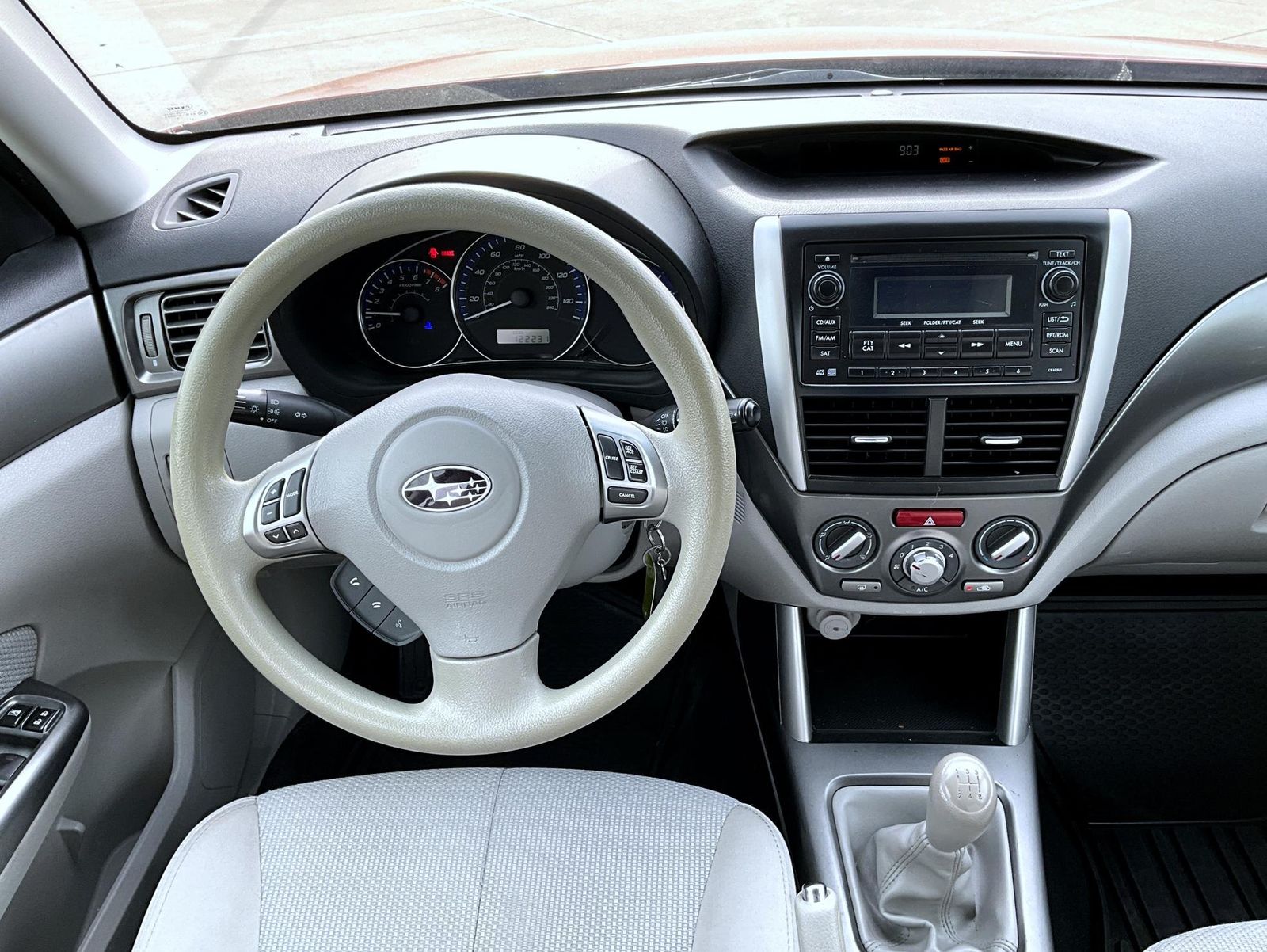 2012 Subaru Forester 2.5X Premium photo 13