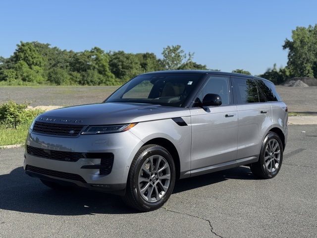 2025 Land Rover Range Rover Sport SE's photo