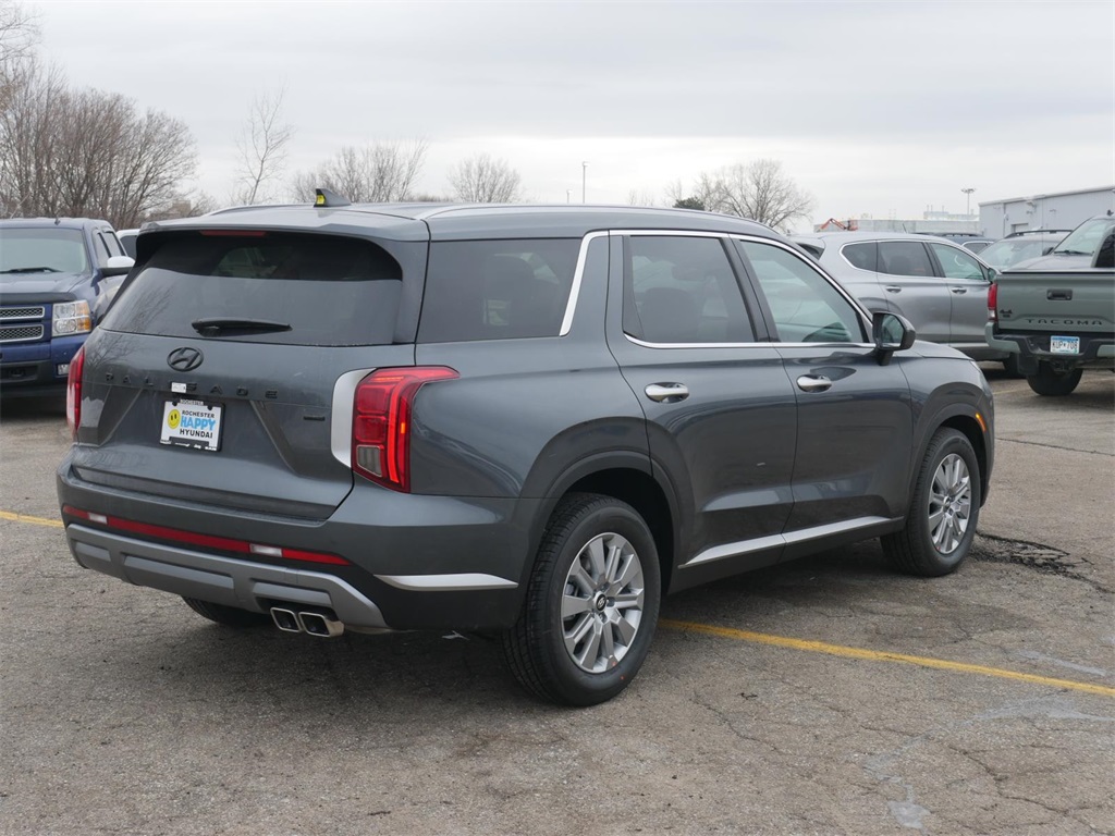 Used 2025 Hyundai Palisade SEL with VIN KM8R2DGE4SU891816 for sale in Rochester, Minnesota