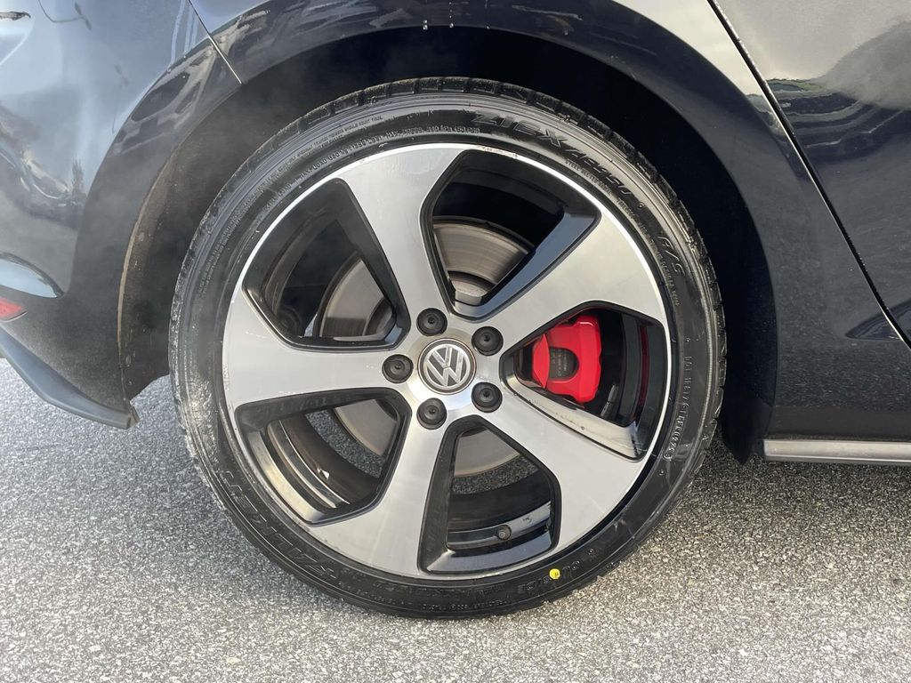 2015 Volkswagen Golf GTI Autobahn Performance photo 26