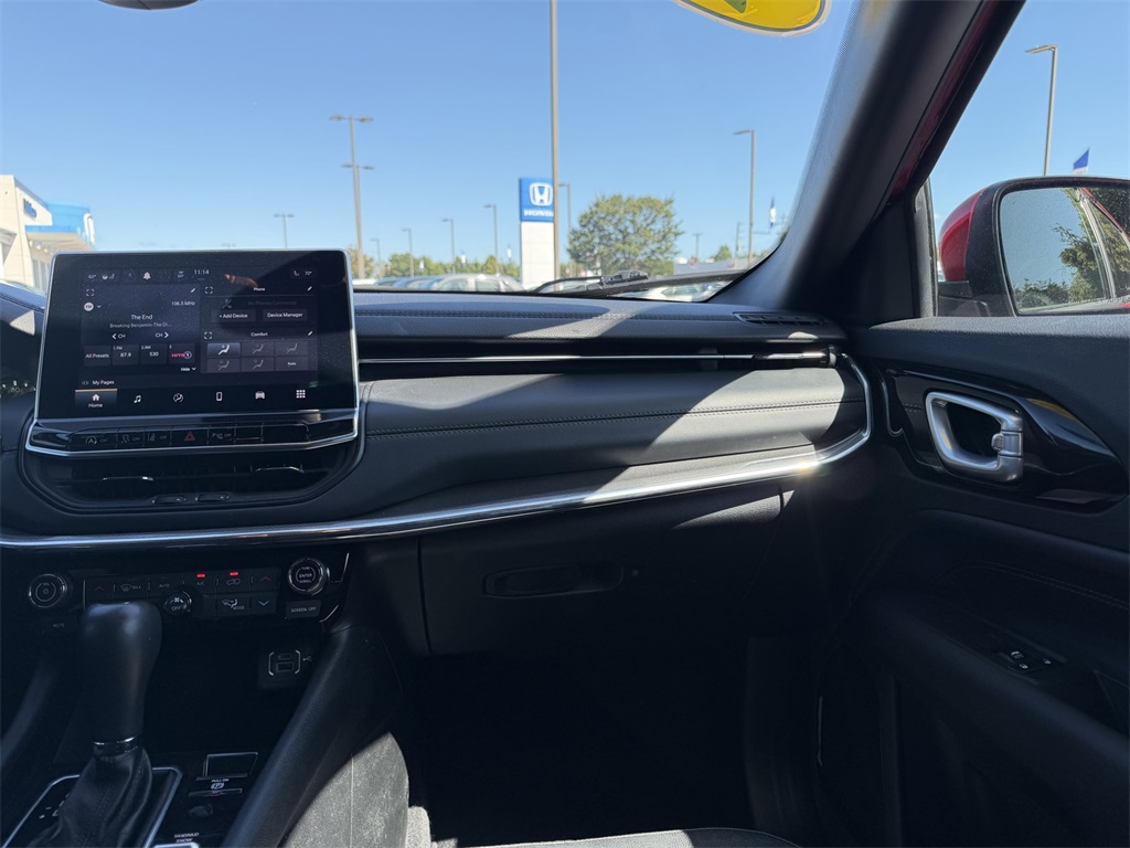 2023 Jeep Compass Limited Red Edition photo 22