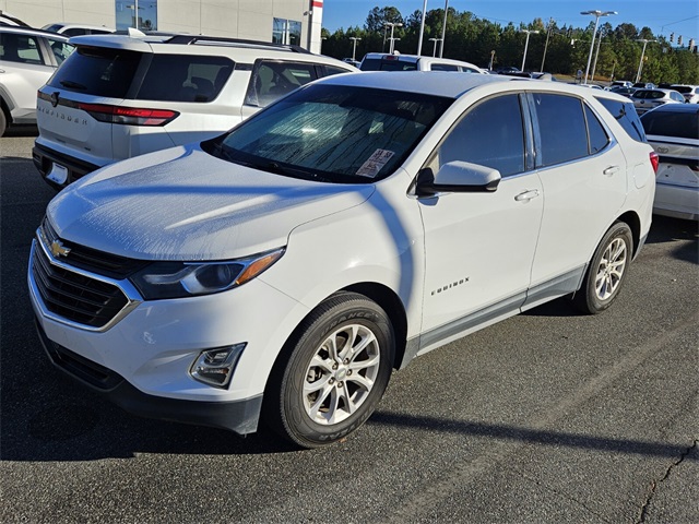 2018 Chevrolet Equinox LT photo 2