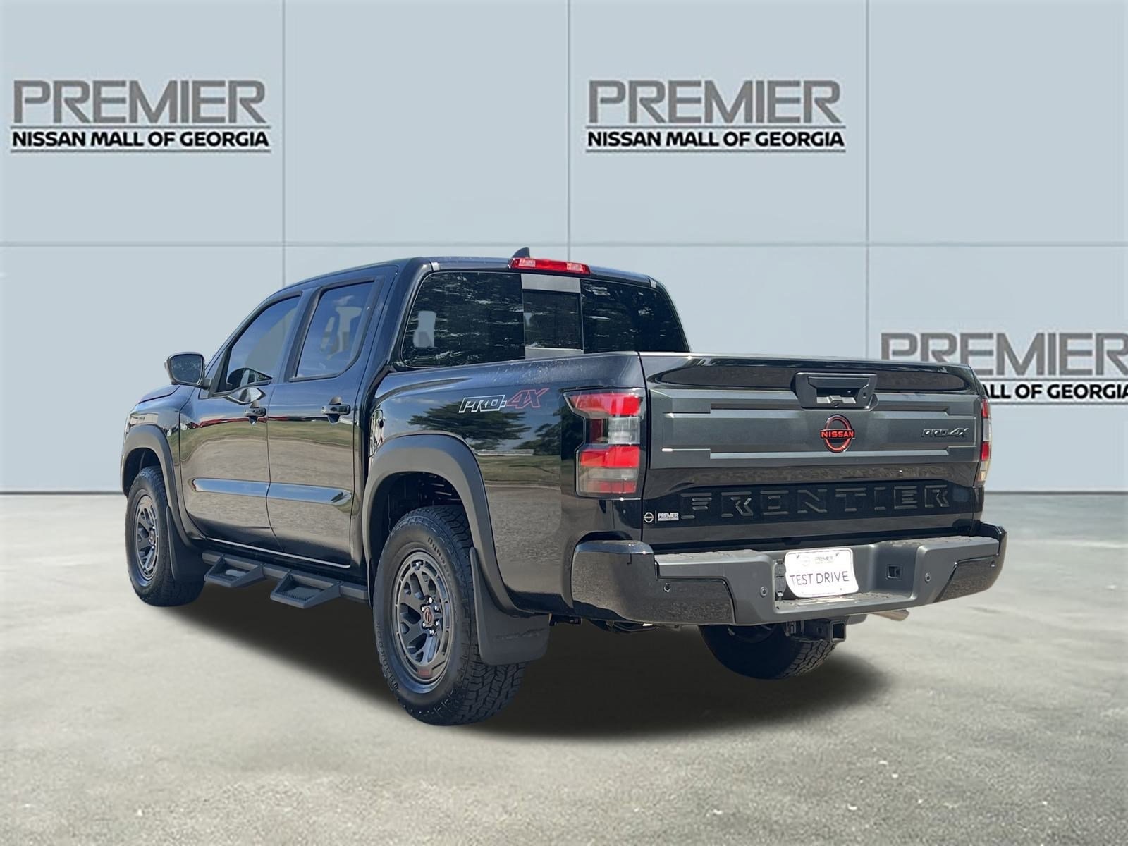 2025 Nissan Frontier PRO-4X photo 30
