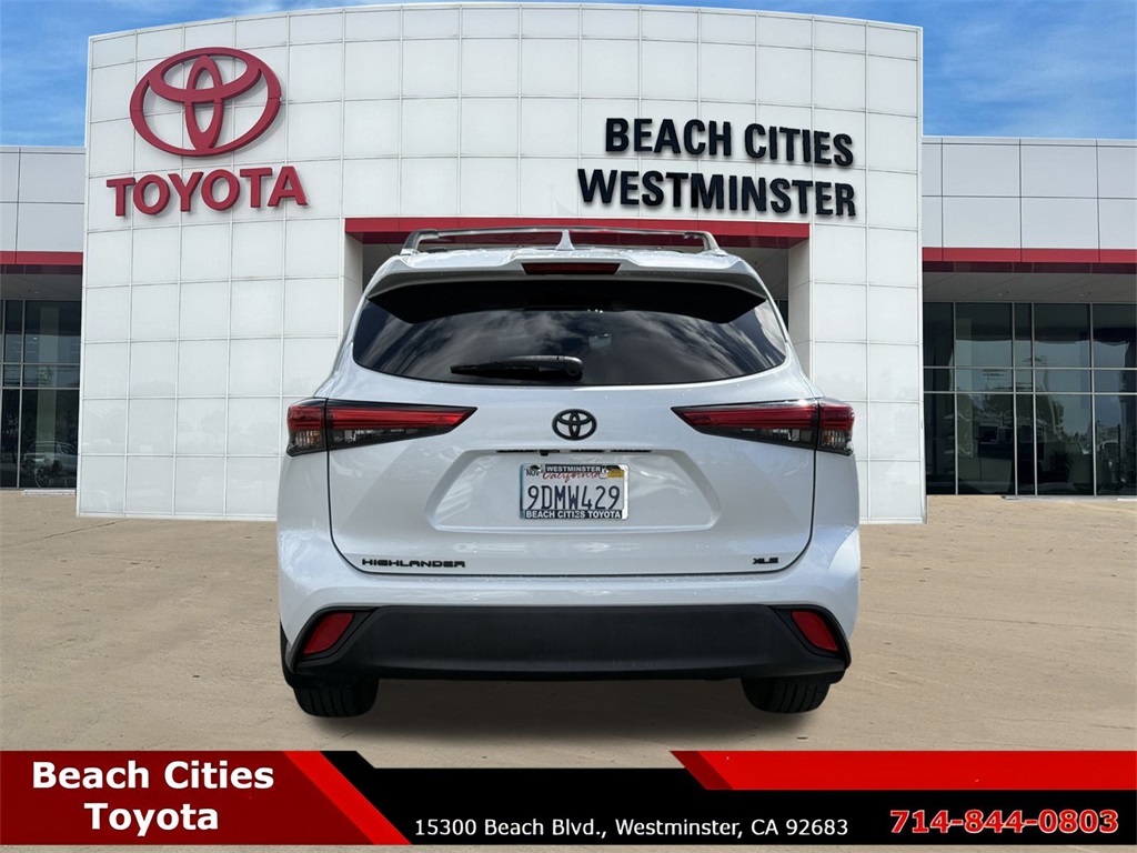 2023 Toyota Highlander XLE photo 8