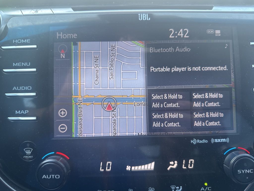 2018 Toyota Camry XLE photo 12