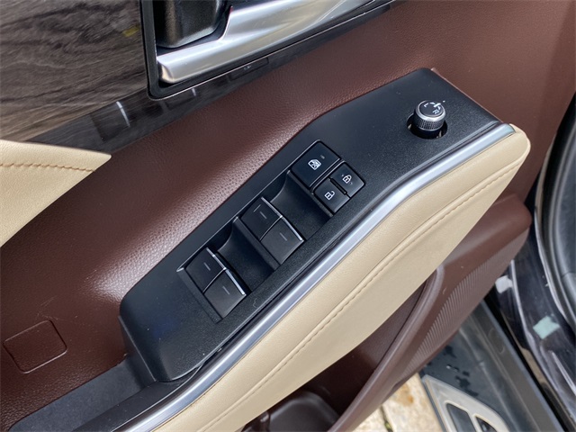 2021 Toyota Highlander Platinum photo 20