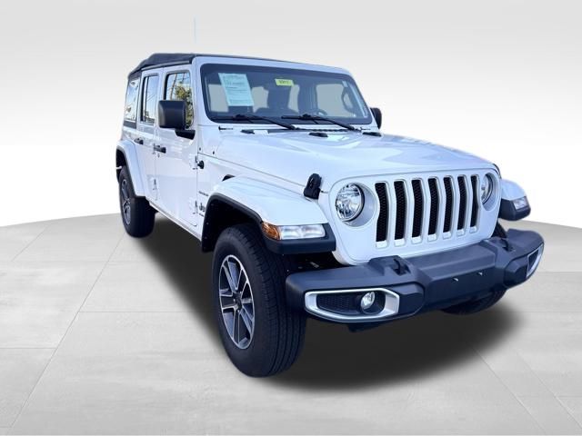2023 Jeep Wrangler 4-Door Sahara's photo